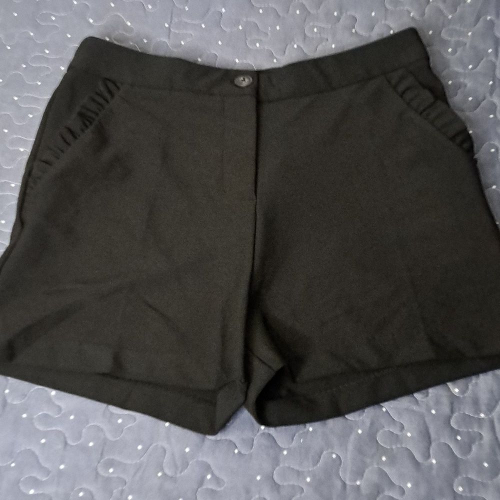 Charisma black shorts size medium